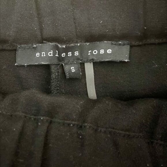 Endless Rose Skort Black Flowers Embroidered Size S - Picture 6 of 8